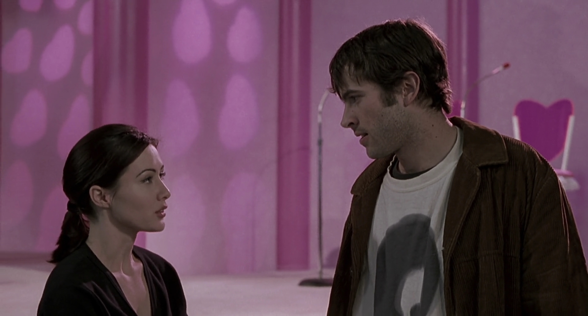 Charmed-Online-dot-net_Mallrats6640.jpg