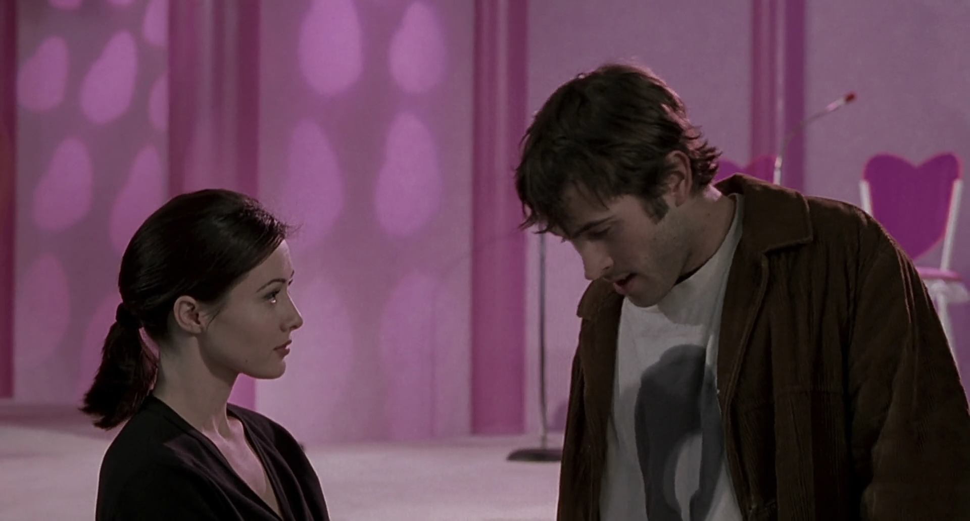 Charmed-Online-dot-net_Mallrats6642.jpg