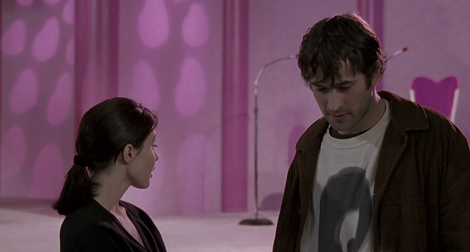 Charmed-Online-dot-net_Mallrats6644.jpg