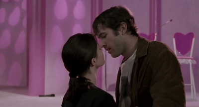 Charmed-Online-dot-net_Mallrats6660.jpg