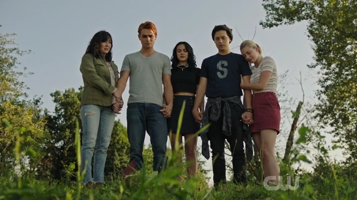 Charmed-Online-dot-nl_Riverdale4x01-01291.jpg