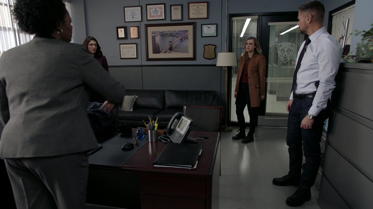 Charmed-Online-dot-nl_Manifest2x13-0755.jpg