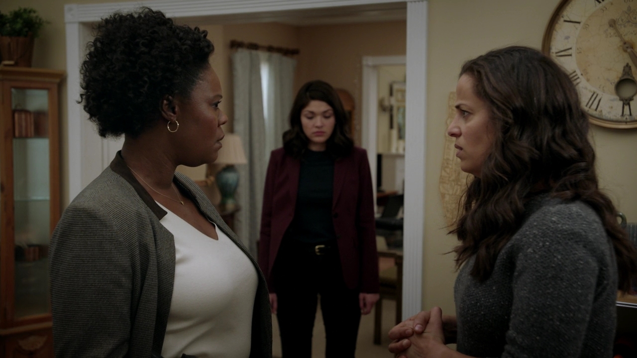 Charmed-Online-dot-nl_Manifest2x13-1445.jpg