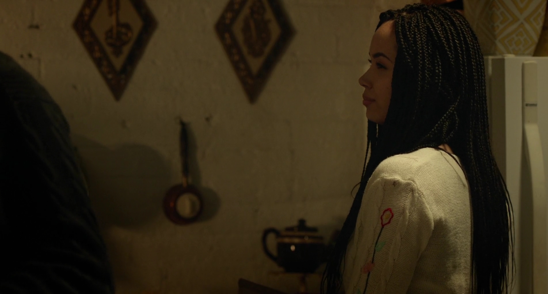 Charmed-Online-dot-nl_BreakingBrooklynskyBusiness0609.jpg