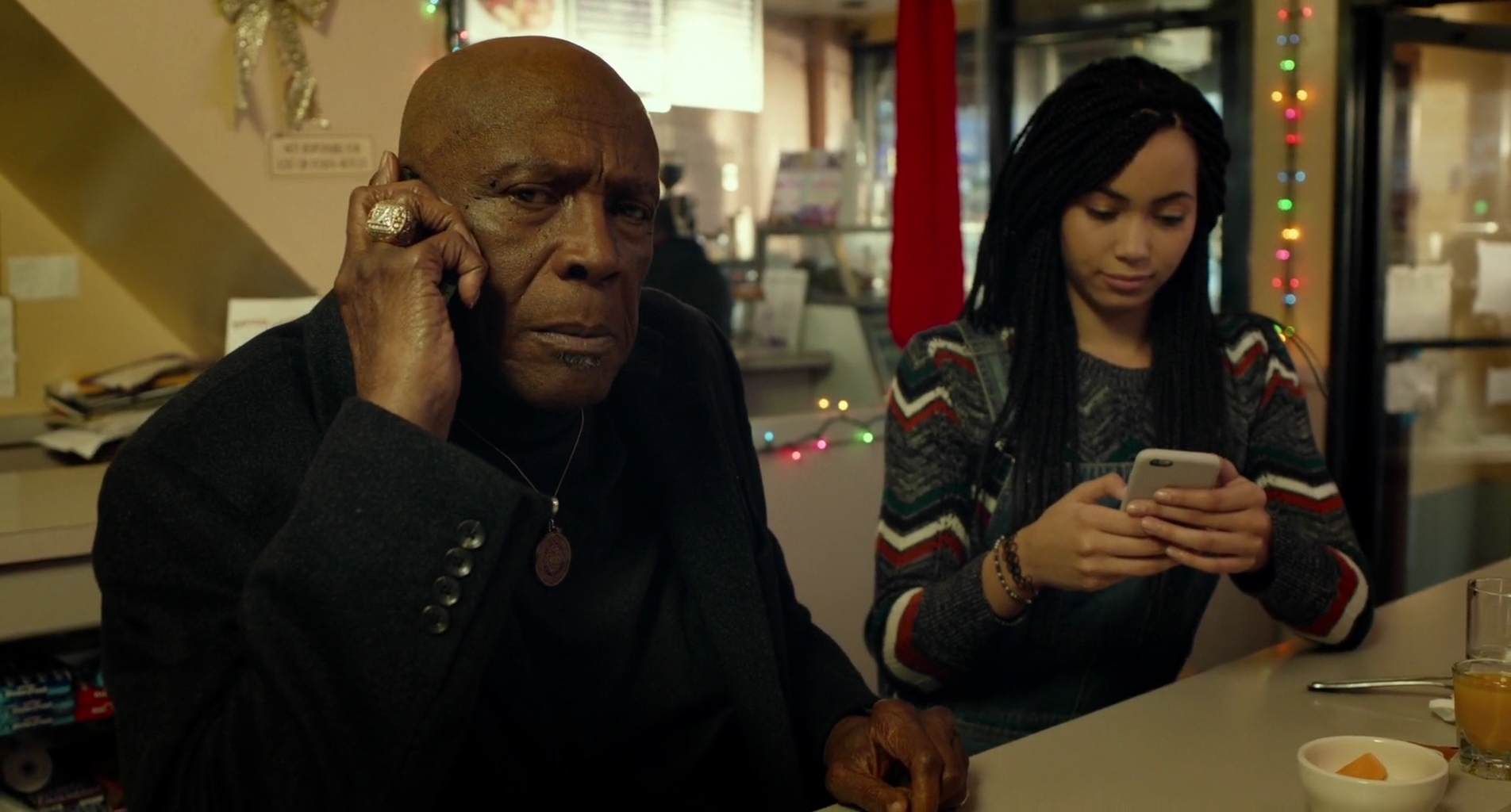 Charmed-Online-dot-nl_BreakingBrooklynskyBusiness0852.jpg Charmed-Online-dot-nl_BreakingBrooklynskyBusiness0852.jpg