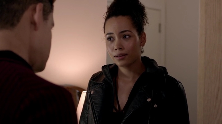 Charmed-Online-dot-nl_AgeBeforeBeauty1x01-1090.jpg