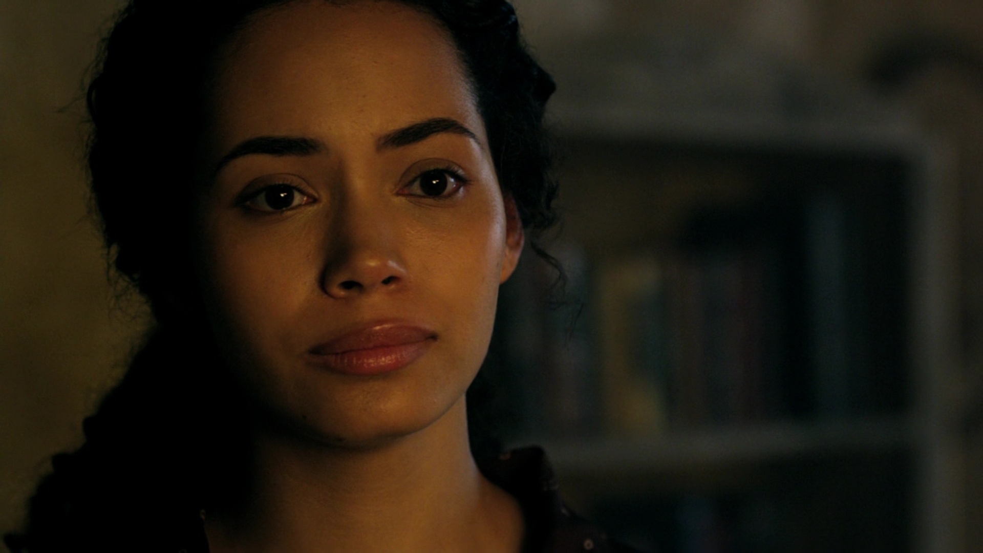 Charmed-Online-dot-nl_IntoTheBallands1x04-1134.jpg