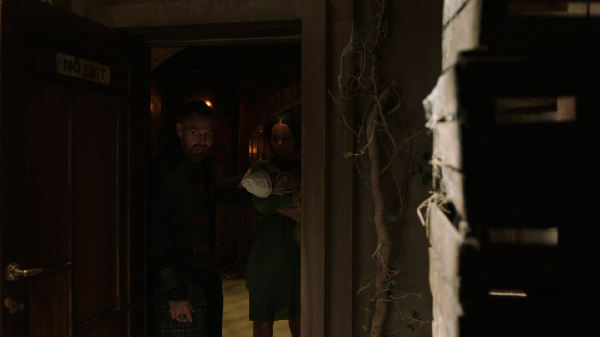 Charmed-Online-dot-nl_IntoTheBadlands2x02-2265.jpg