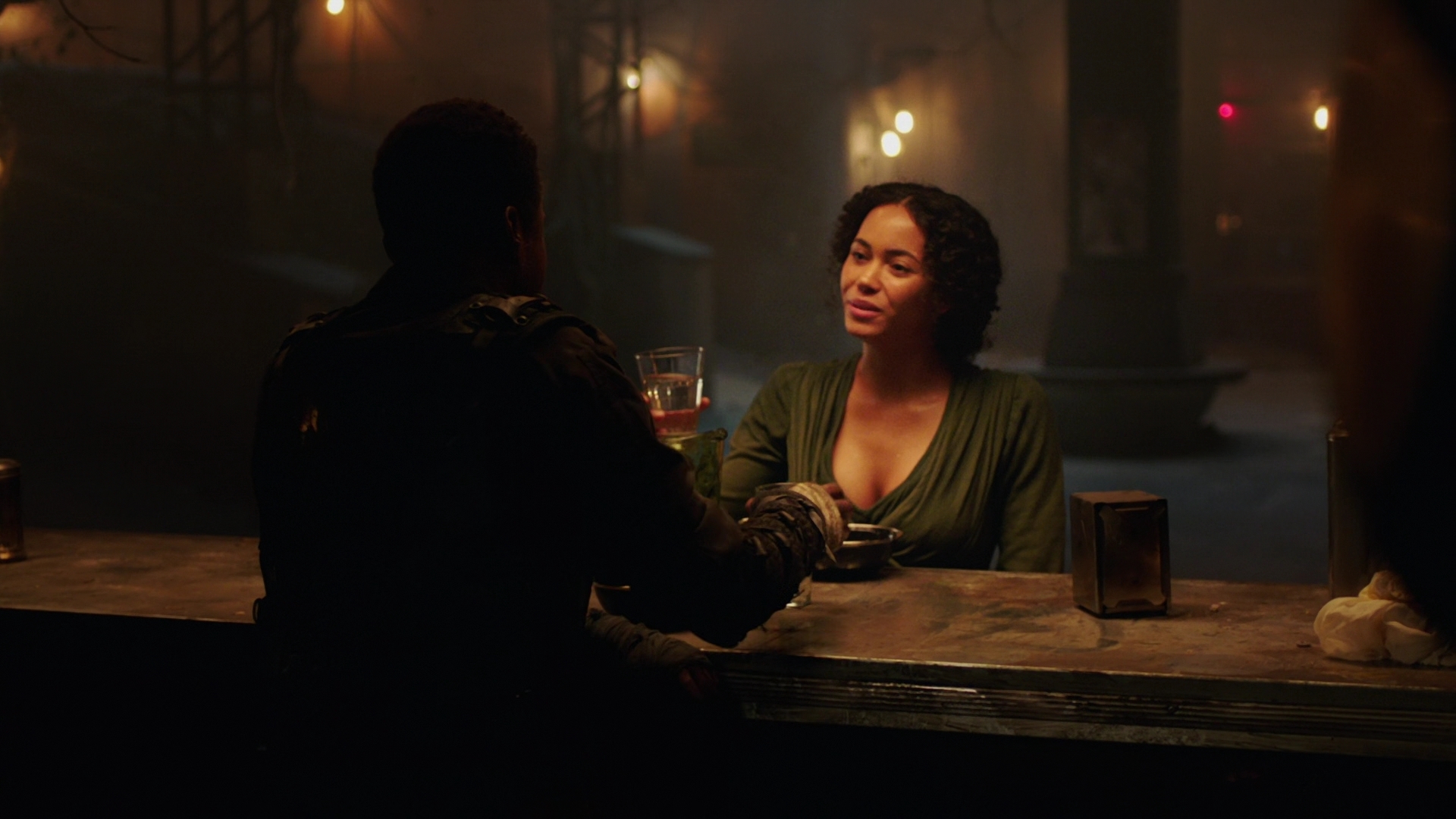 Charmed-Online-dot-nl_IntoTheBadlands2x04-1095.jpg