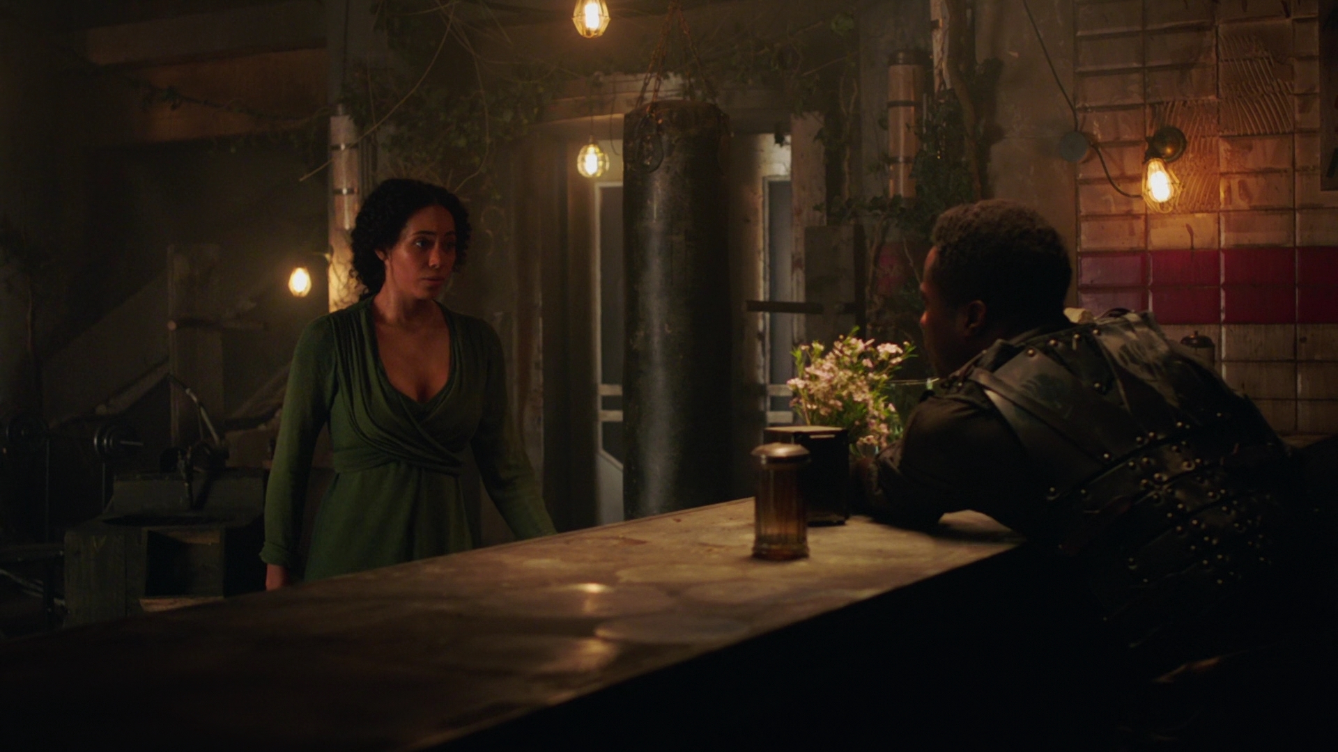 Charmed-Online-dot-nl_IntoTheBadlands2x04-1176.jpg