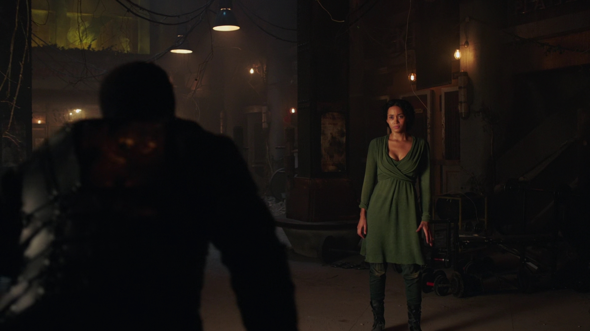 Charmed-Online-dot-nl_IntoTheBadlands2x04-1185.jpg