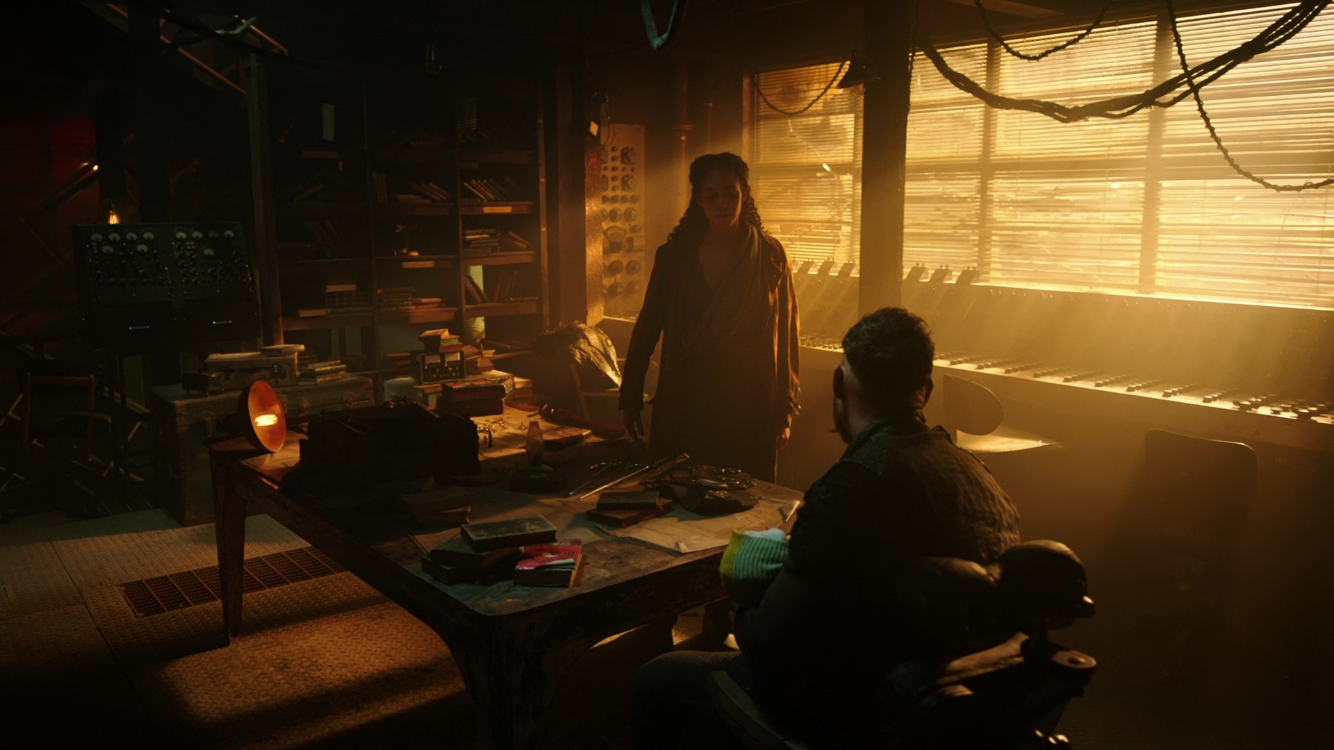 Charmed-Online-dot-nl_IntoTheBadlands2x05-1821.jpg Charmed-Online-dot-nl_IntoTheBadlands2x05-1821.jpg