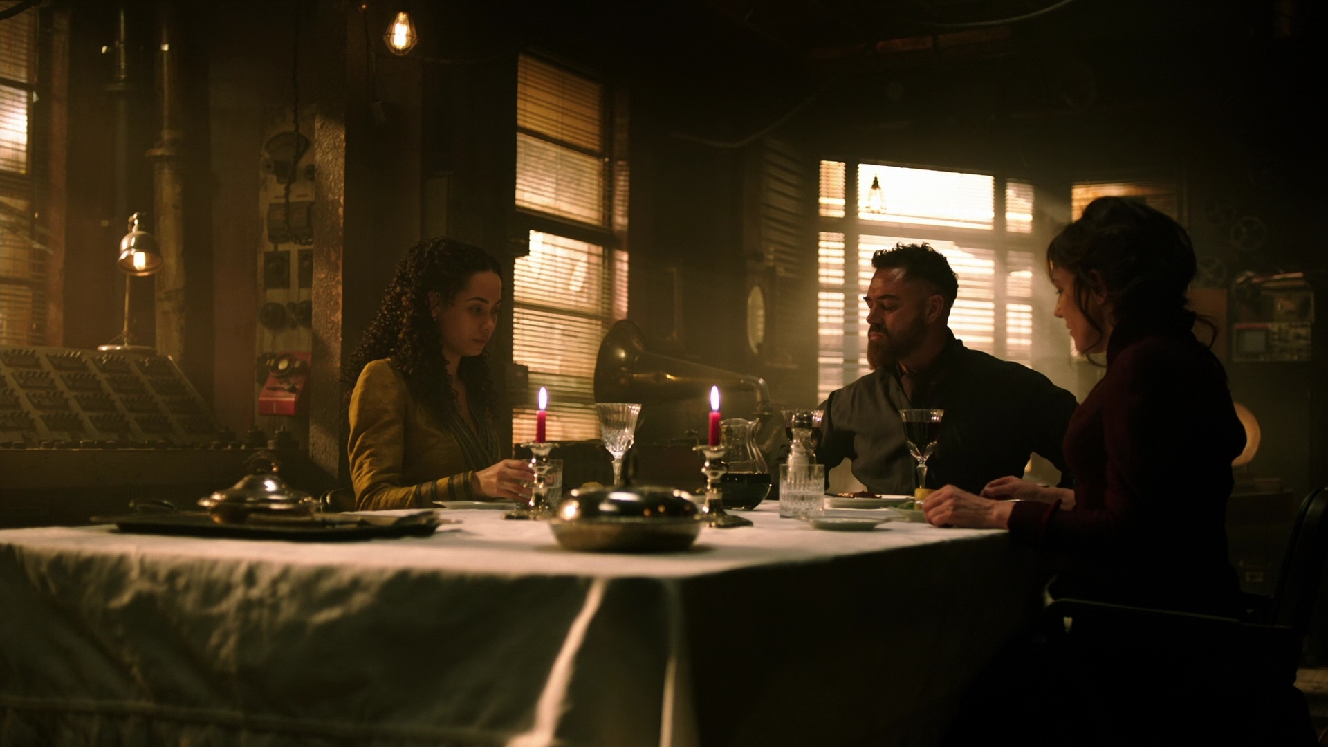 Charmed-Online-dot-nl_IntoTheBadlands2x08-1192.jpg