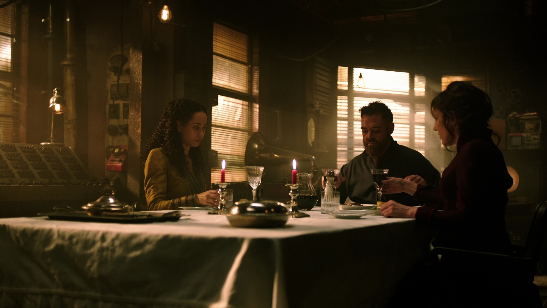 Charmed-Online-dot-nl_IntoTheBadlands2x08-1193.jpg