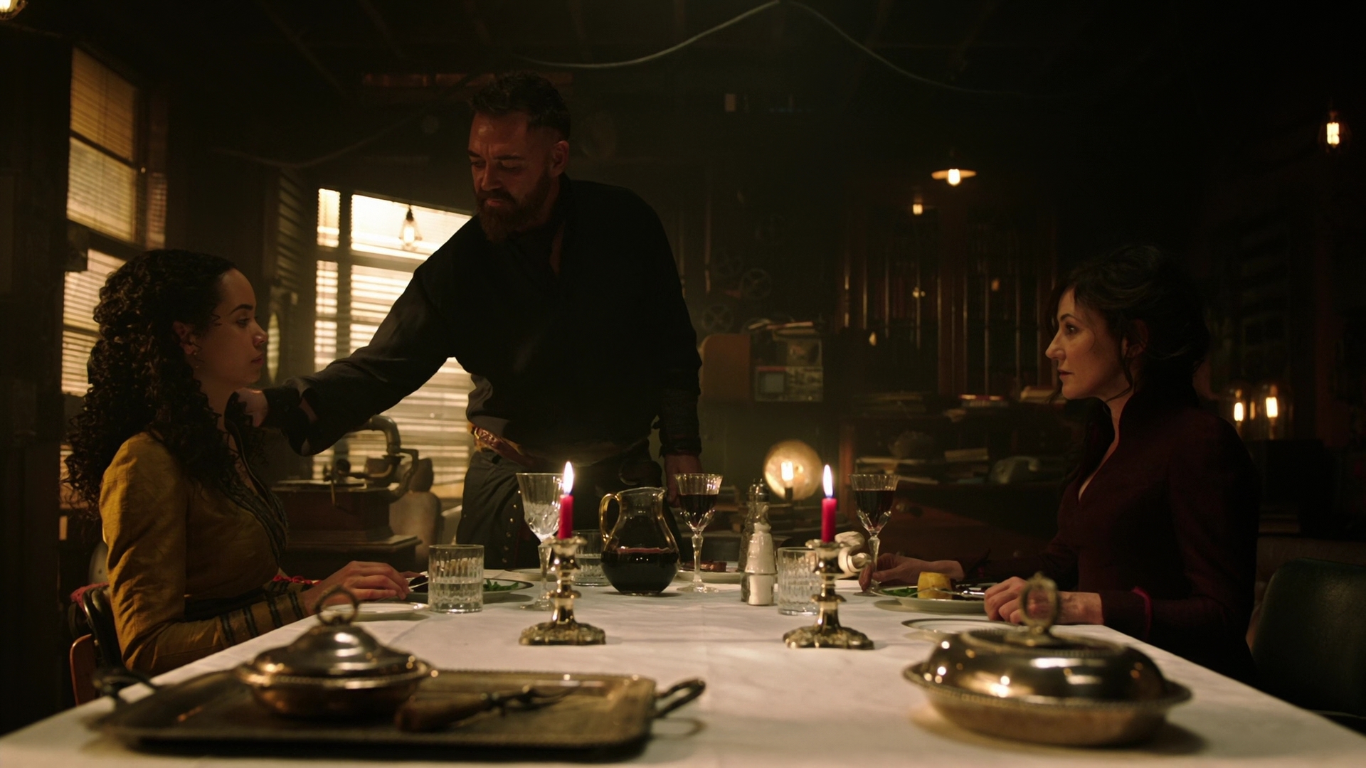 Charmed-Online-dot-nl_IntoTheBadlands2x08-1278.jpg