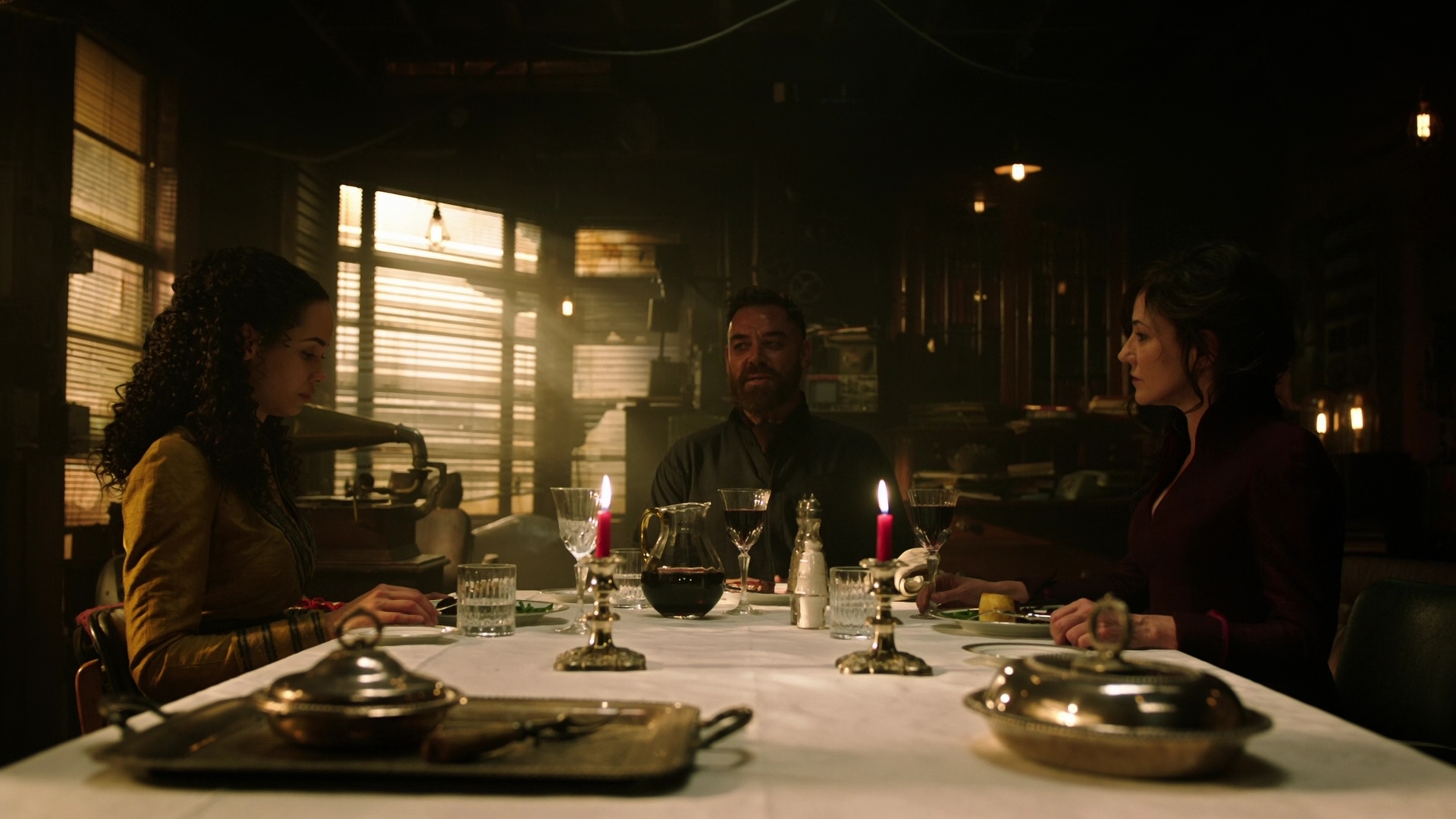 Charmed-Online-dot-nl_IntoTheBadlands2x08-1291.jpg