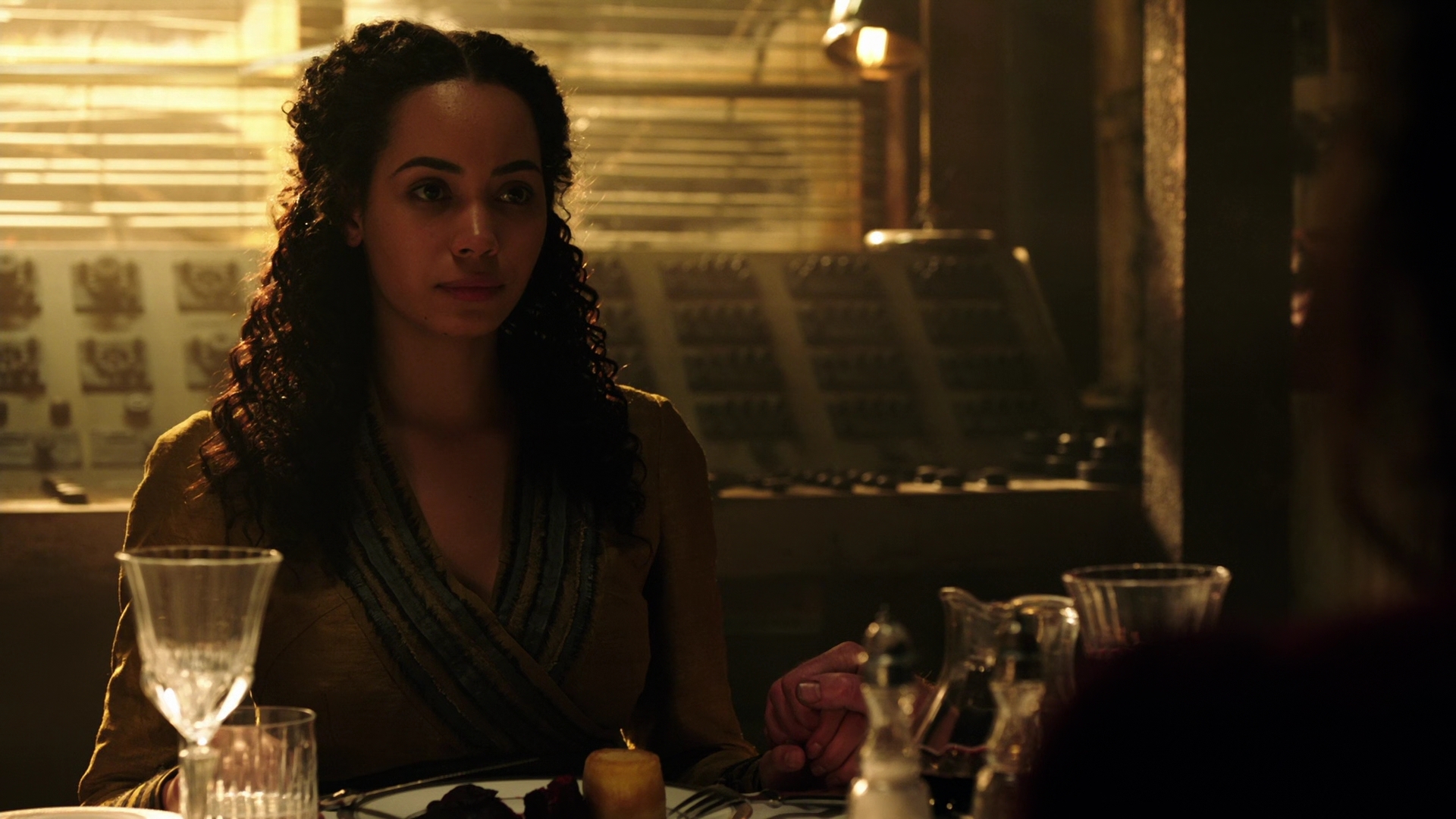 Charmed-Online-dot-nl_IntoTheBadlands2x08-1311.jpg