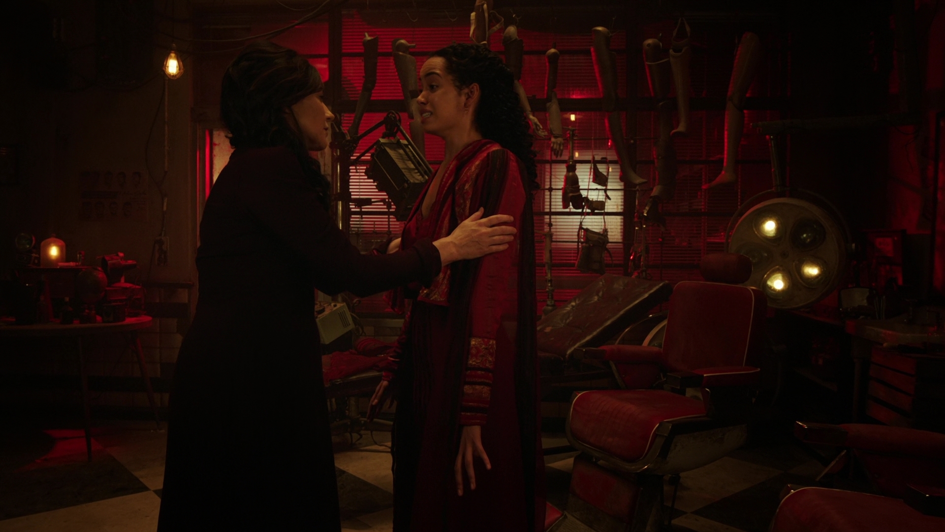 Charmed-Online-dot-nl_IntoTheBadlands2x08-1590.jpg