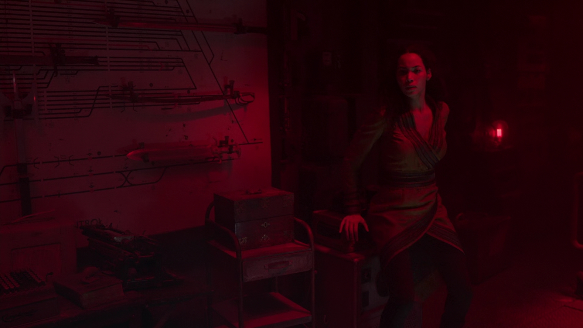 Charmed-Online-dot-nl_IntoTheBadlands2x10-1895.jpg