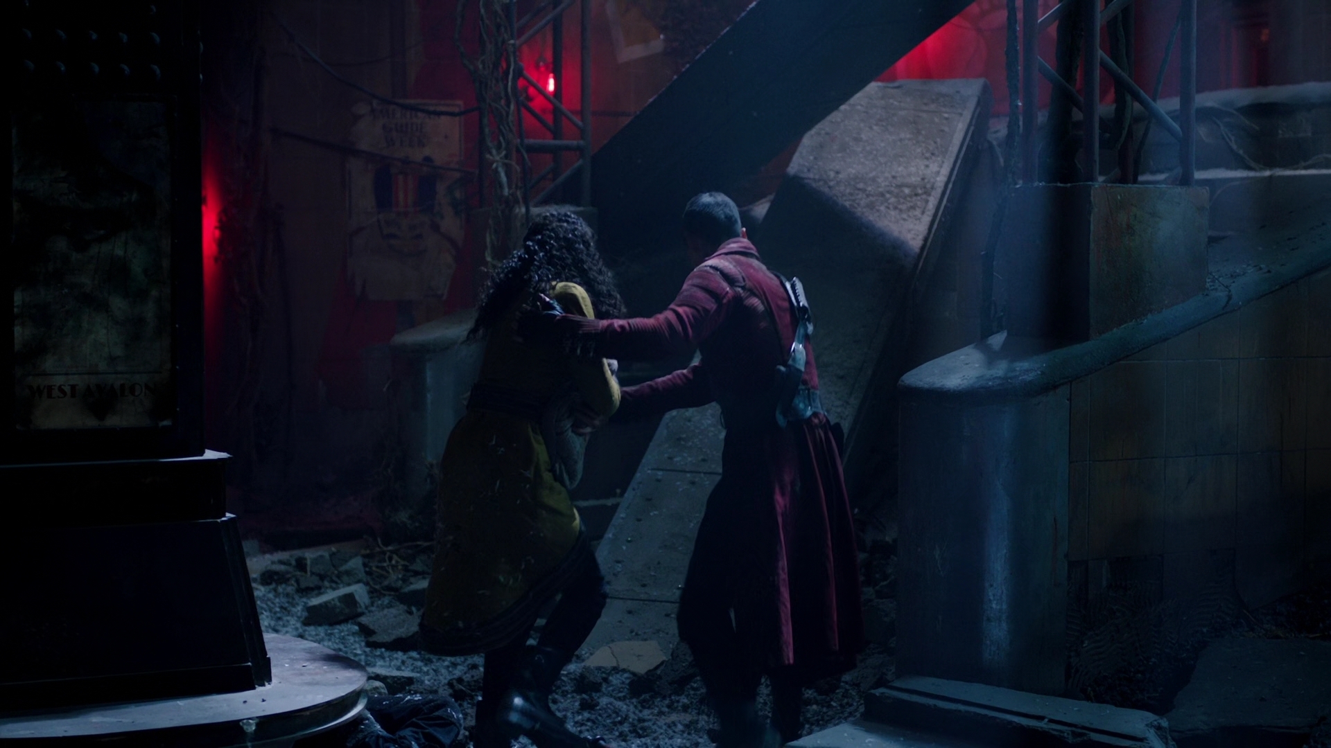 Charmed-Online-dot-nl_IntoTheBadlands2x10-2127.jpg