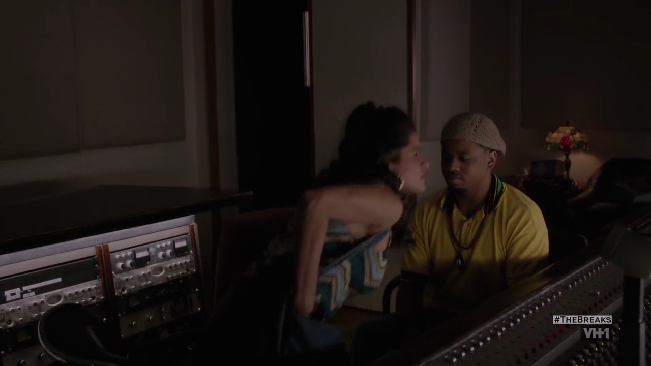 Charmed-Online-dot-nl_TheBreaks1x04-0812.jpg