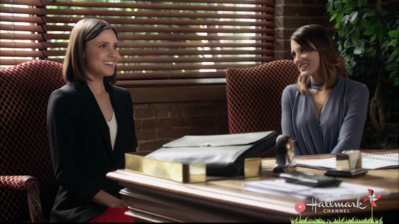 Charmed-Online-dot-nl-HomeBySpring0901.jpg