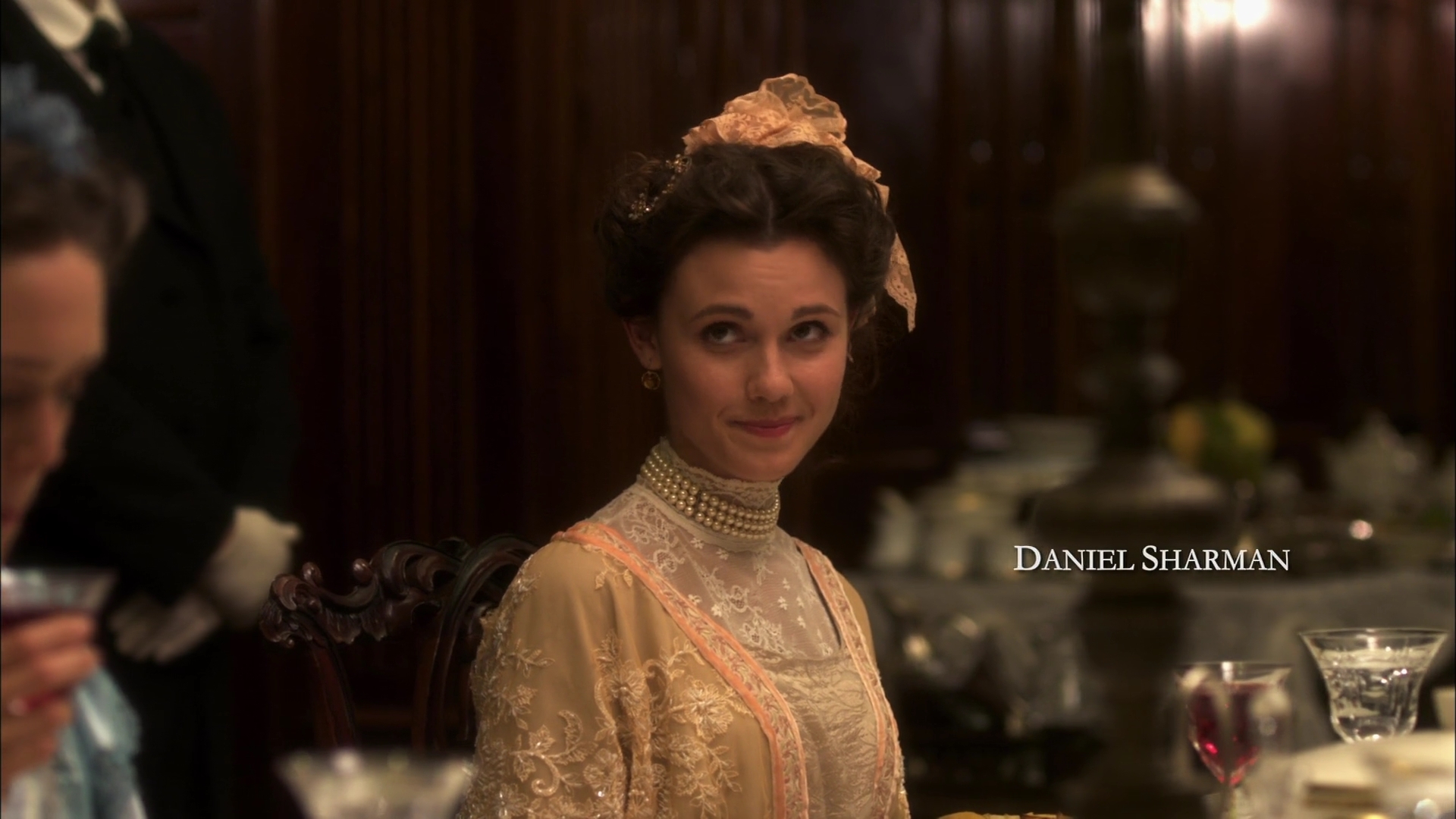 Charmed-Online-dot-nl-WhenCallsTheHearts0032.jpg