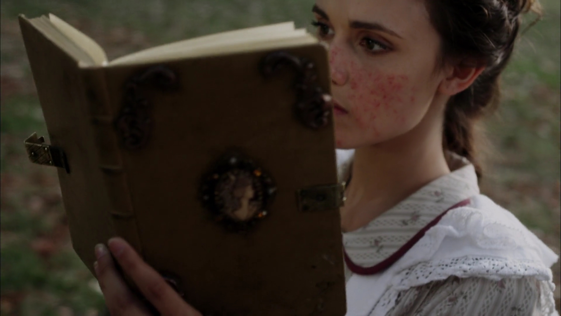 Charmed-Online-dot-nl-WhenCallsTheHearts1737.jpg