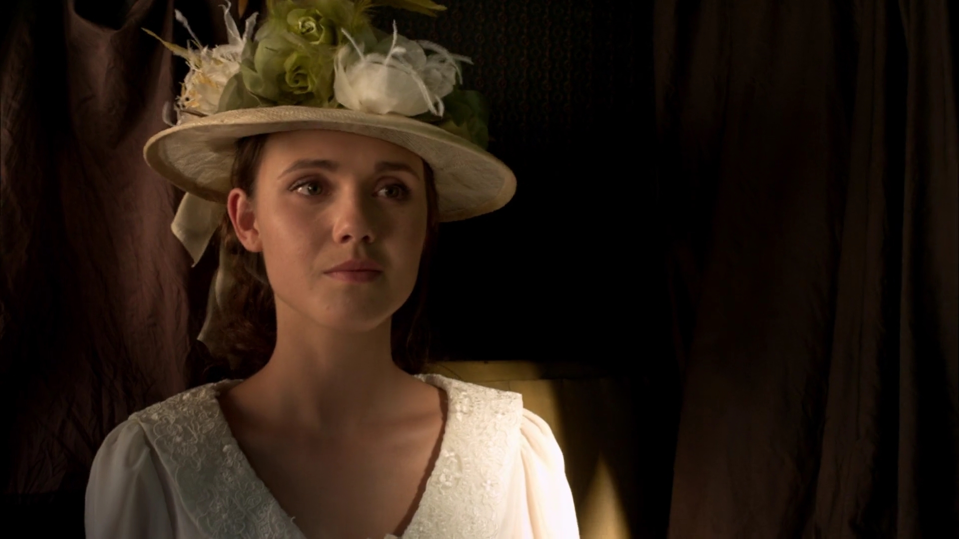 Charmed-Online-dot-nl-WhenCallsTheHearts3976.jpg Charmed-Online-dot-nl-WhenCallsTheHearts3976.jpg