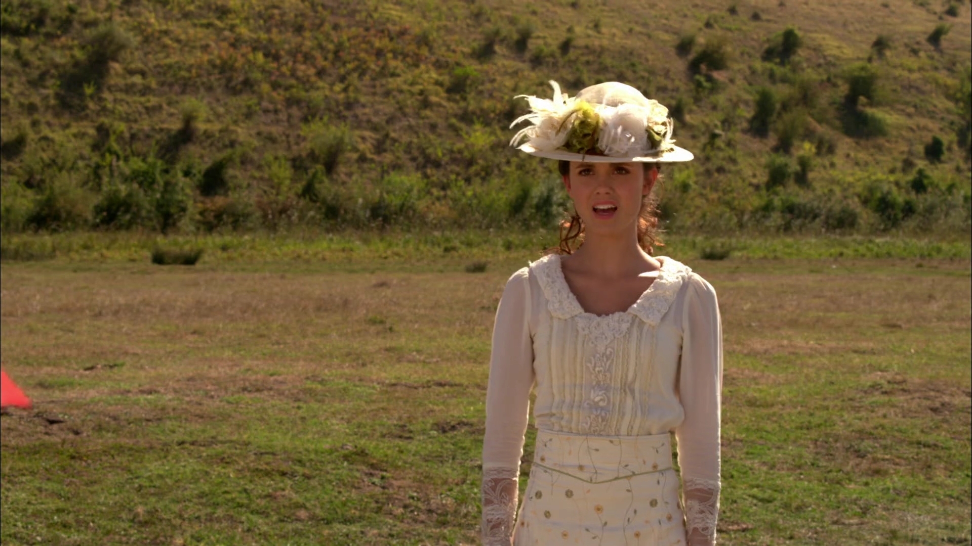 Charmed-Online-dot-nl-WhenCallsTheHearts4179.jpg