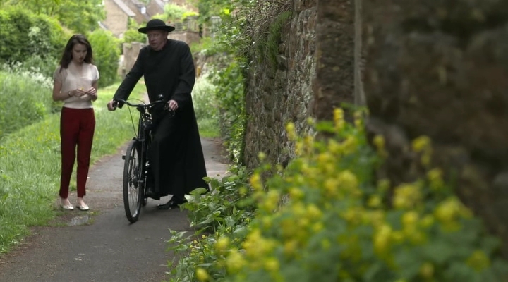 Charmed-Online-dot-nl-FatherBrown2x01-1585.jpg