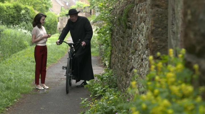 Charmed-Online-dot-nl-FatherBrown2x01-1599.jpg