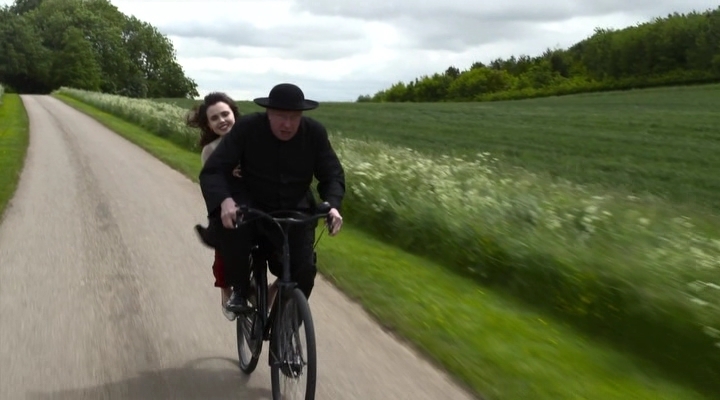 Charmed-Online-dot-nl-FatherBrown2x01-1641.jpg