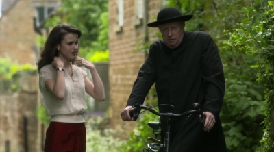 Charmed-Online-dot-nl-FatherBrown2x01-1618.jpg