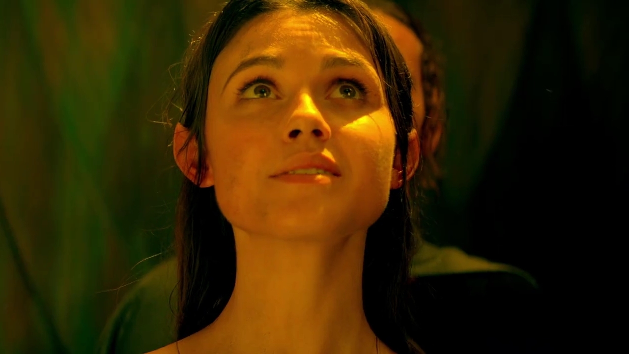 Charmed-Online-dot-nl-TheShannaraChronicles1x01-0516.jpg