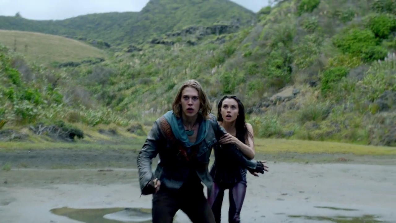 Charmed-Online-dot-nl-TheShannaraChronicles1x02-2445.jpg