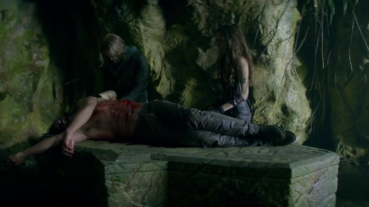 Charmed-Online-dot-nl-TheShannaraChronicles1x03-0320.jpg