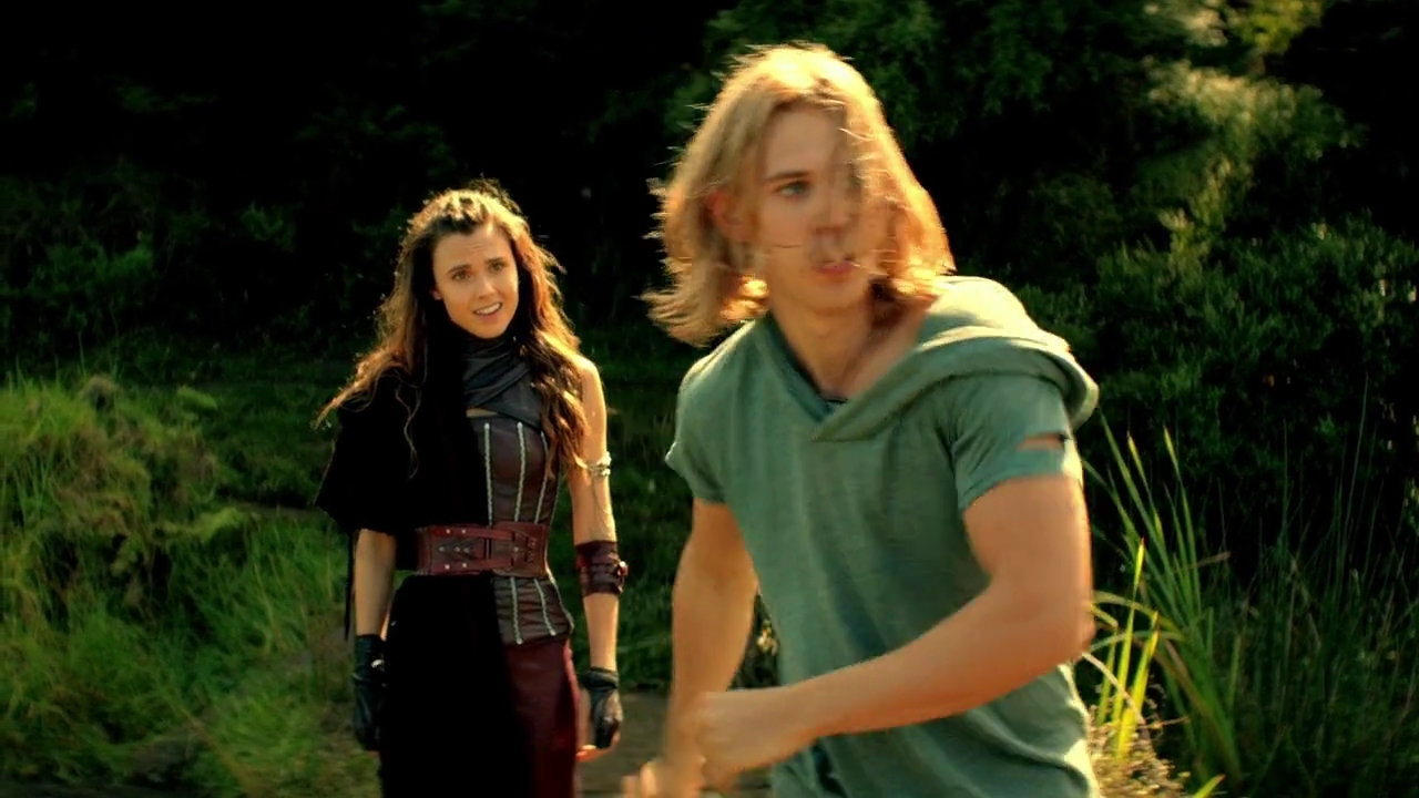 Charmed-Online-dot-nl-TheShannaraChronicles1x03-0496.jpg