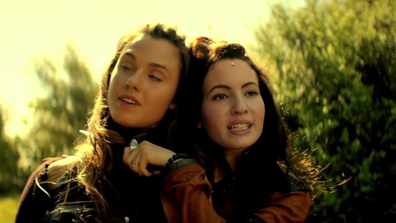 Charmed-Online-dot-nl-TheShannaraChronicles1x03-0604.jpg Charmed-Online-dot-nl-TheShannaraChronicles1x03-0604.jpg