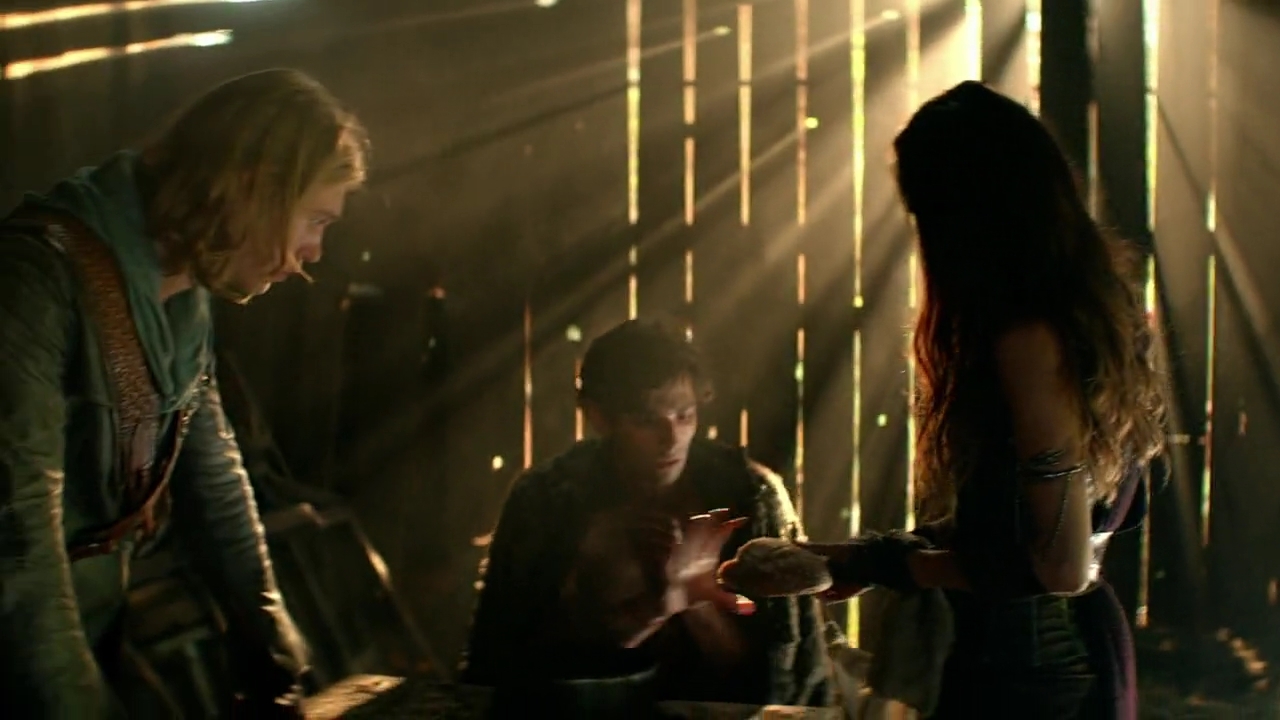 Charmed-Online-dot-nl-TheShannaraChronicles1x03-1594.jpg Charmed-Online-dot-nl-TheShannaraChronicles1x03-1594.jpg