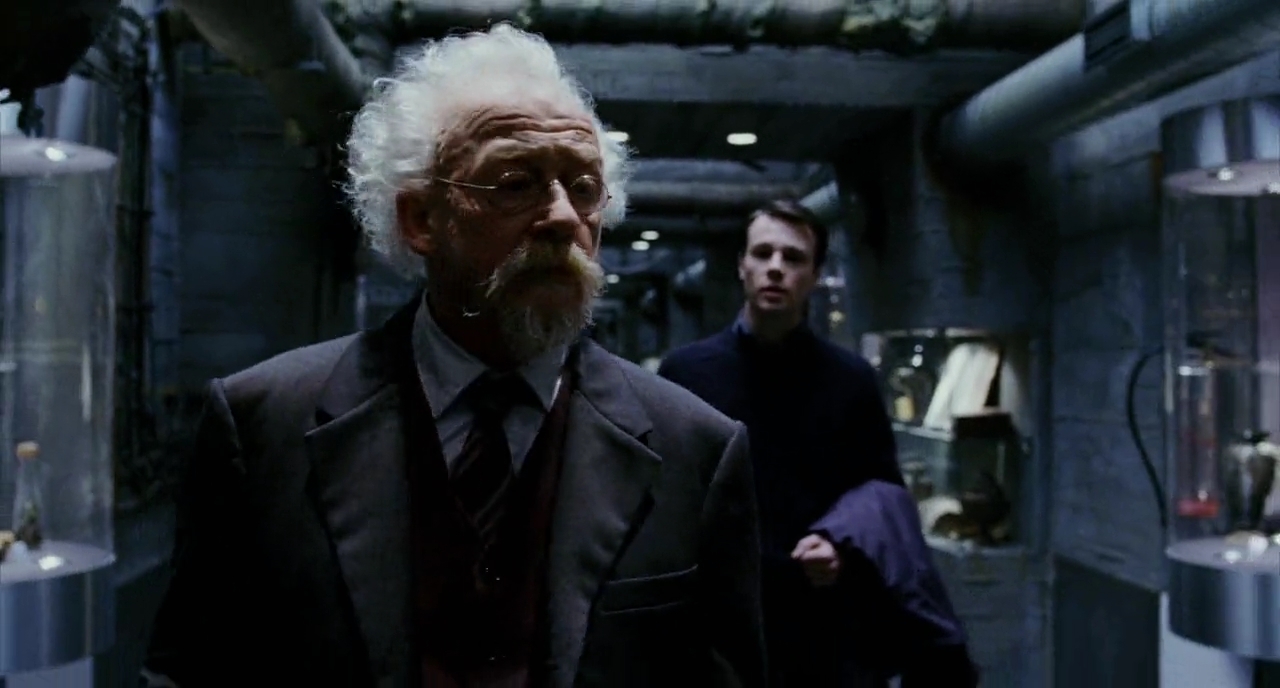 Charmed-Online-dot-nl_HellBoy1401.jpg