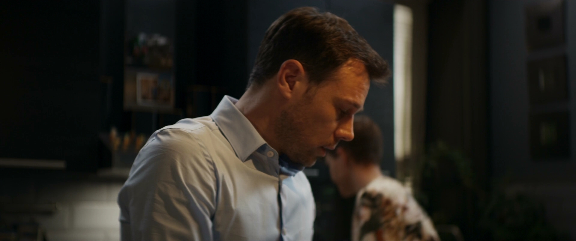 Charmed-Online-dot-nl_TheDoorman1530.jpg