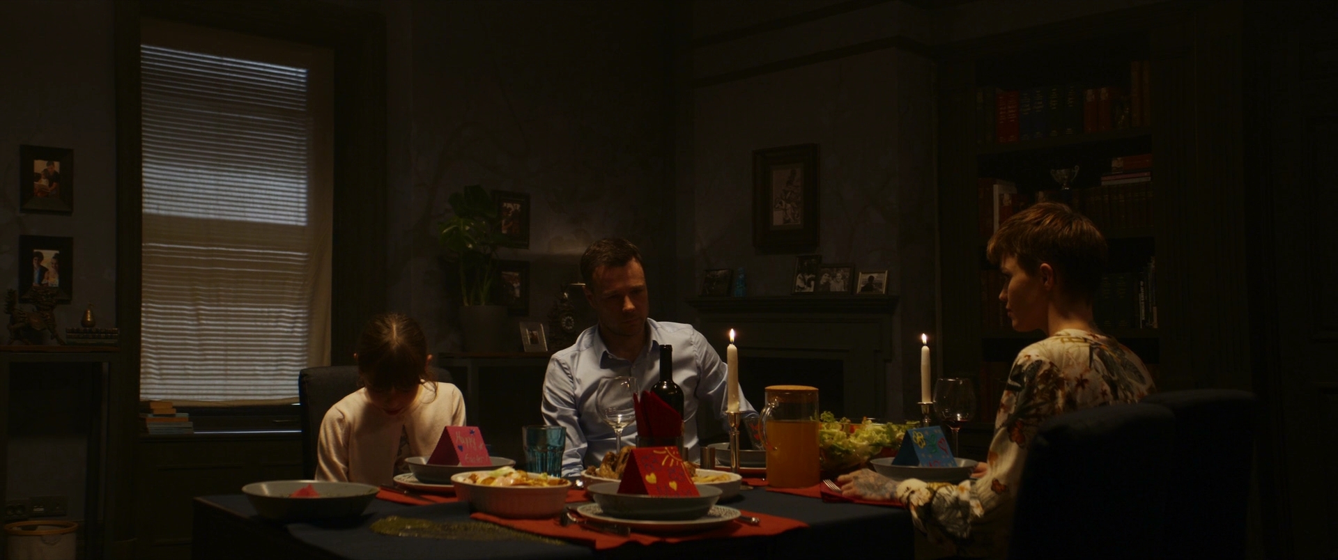 Charmed-Online-dot-nl_TheDoorman1792.jpg