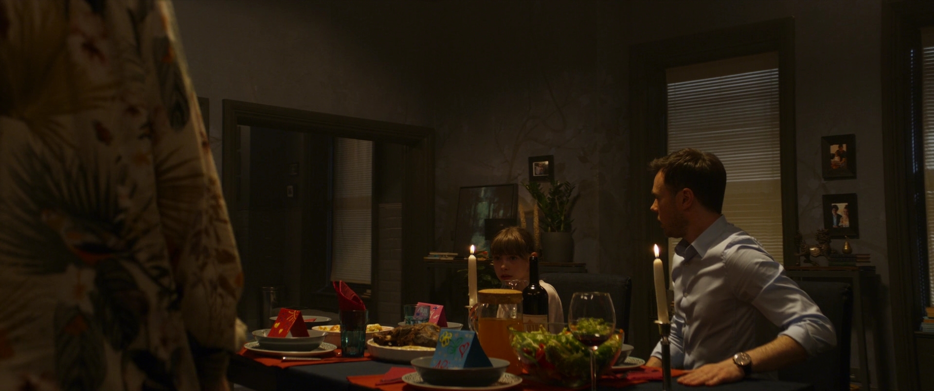 Charmed-Online-dot-nl_TheDoorman1811.jpg
