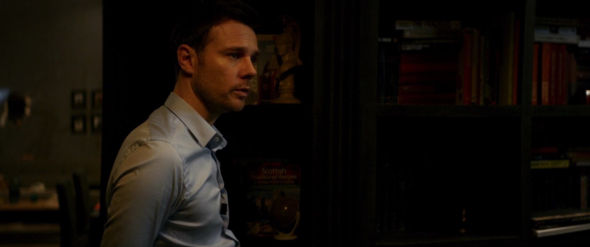 Charmed-Online-dot-nl_TheDoorman3029.jpg