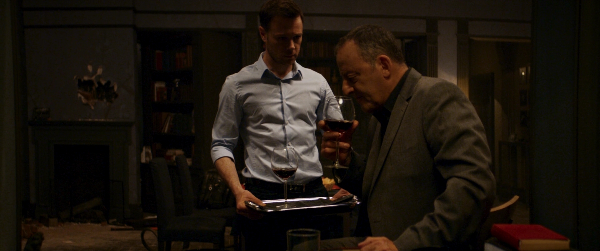 Charmed-Online-dot-nl_TheDoorman3152.jpg