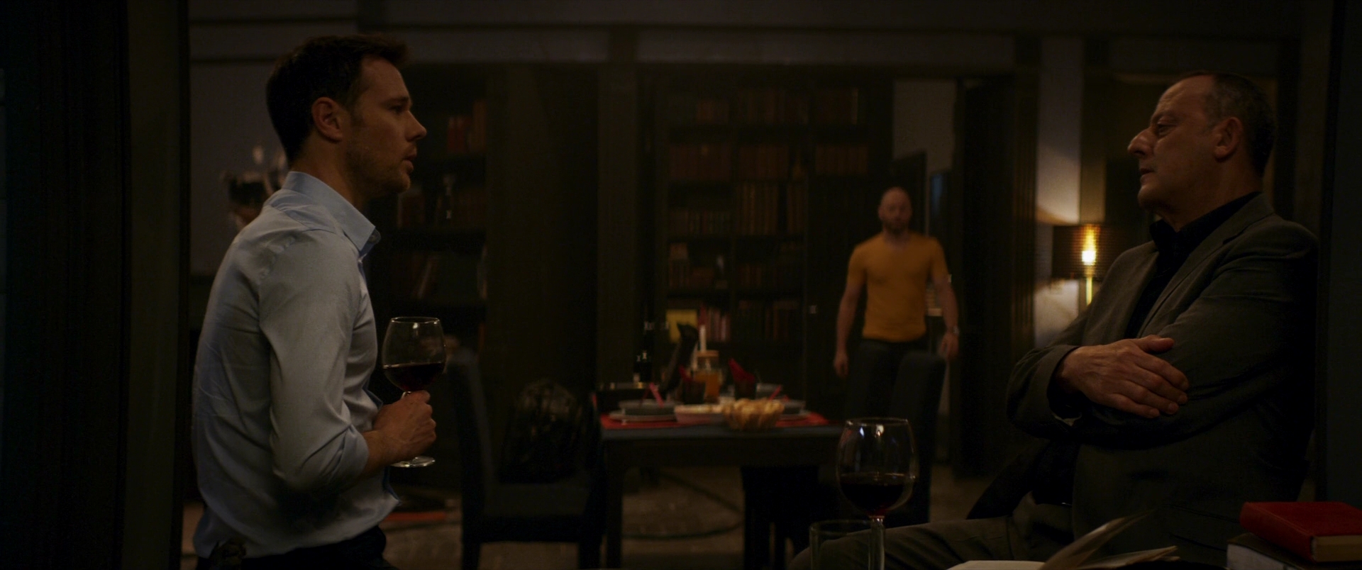 Charmed-Online-dot-nl_TheDoorman3258.jpg