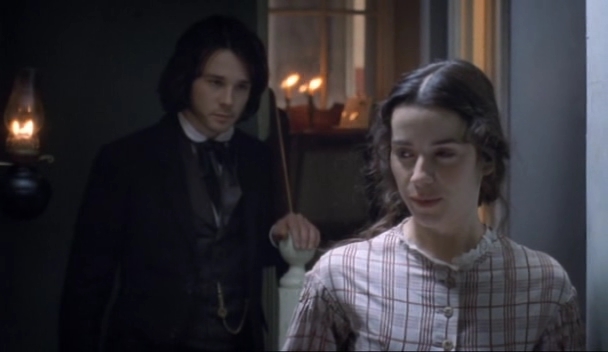 Charmed-Online-dot-nl_Fingersmith-ep1-3099.jpg