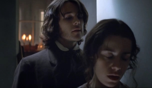 Charmed-Online-dot-nl_Fingersmith-ep1-3152.jpg