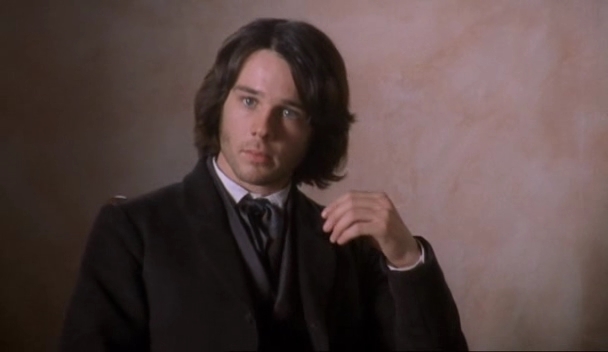 Charmed-Online-dot-nl_Fingersmith-ep2-1296.jpg
